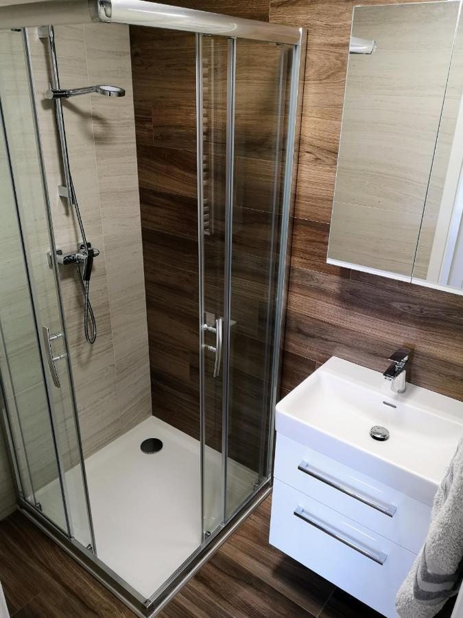 U Kralika, Apartman E, 50M Od Lanovky A Bobove Drahy, Parkovani Zdarma Dolni Morava Ngoại thất bức ảnh